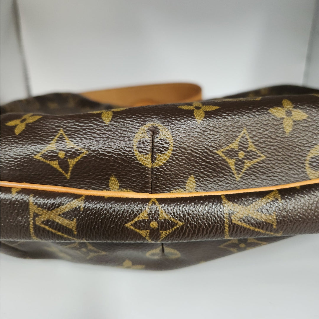 Louis Vuitton Monogram Canvas Crescent Shoulder Bag