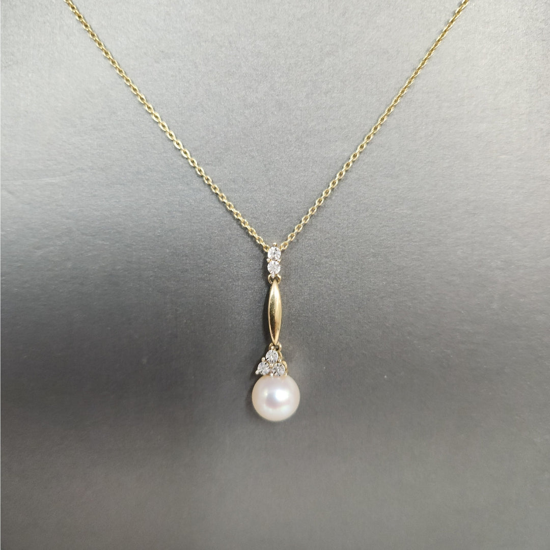 10k Gold Diamond & Pearl Pendant Necklace Elegant Drop Design
