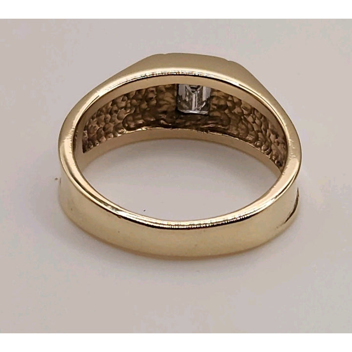 10k Yellow Gold Bold Ring with baguette Diamond Stone Size 8
