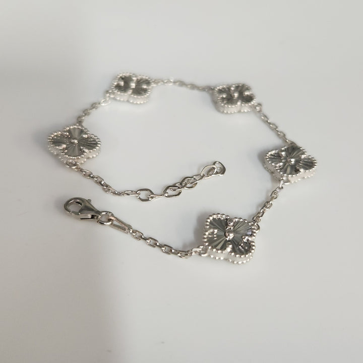 Fashion 925 Silver Textured Blossom Bracelet 8"
