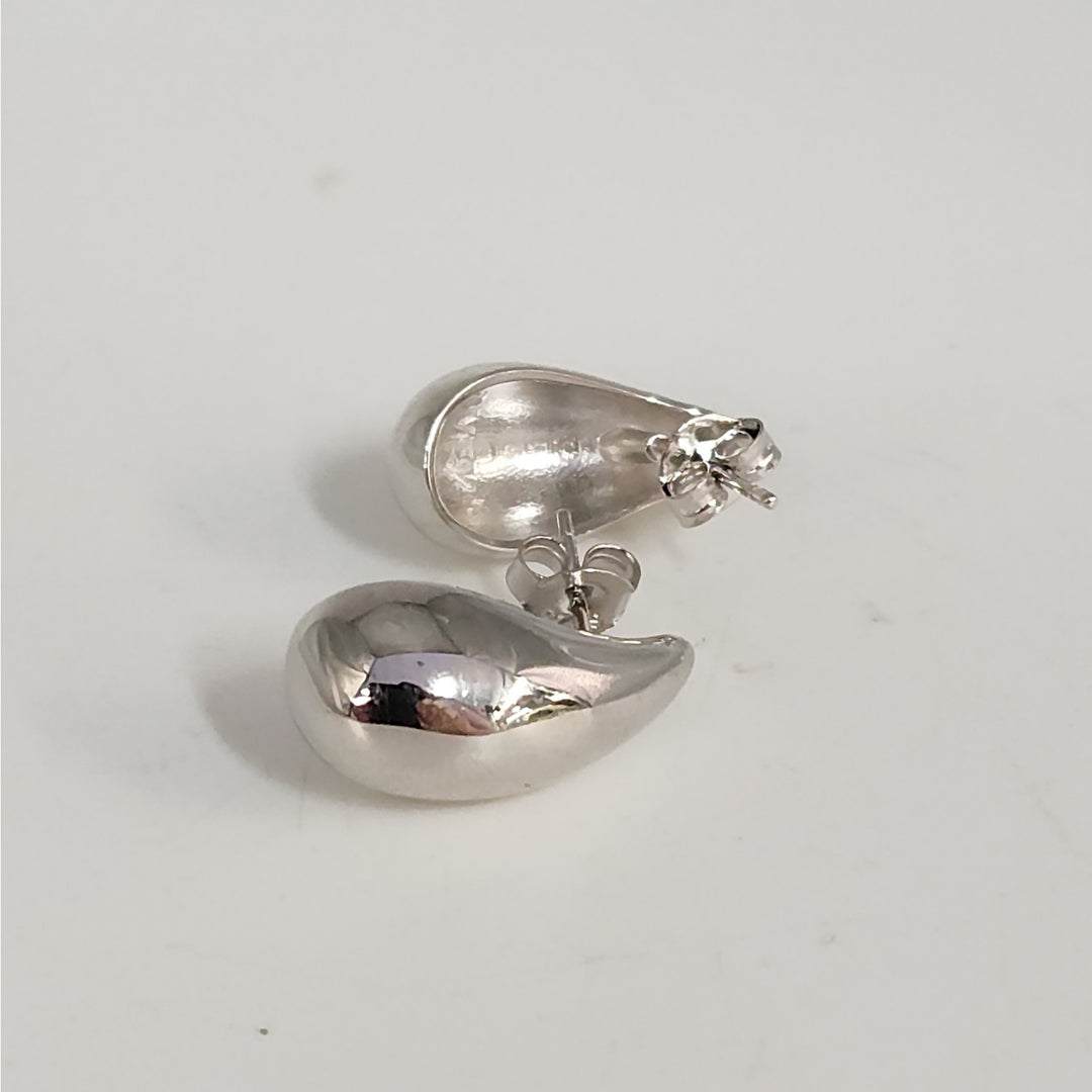 925 Sterling Silver  Teardrop Stud Earrings Bold Polished