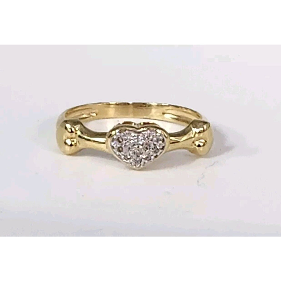 18k Yellow Gold Diamond Heart Ring Size 6.75