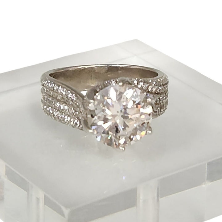 5.00 CT GRA Certified D VVS1 Round Moissanite Pav'e Ring 925 Sterling Silver