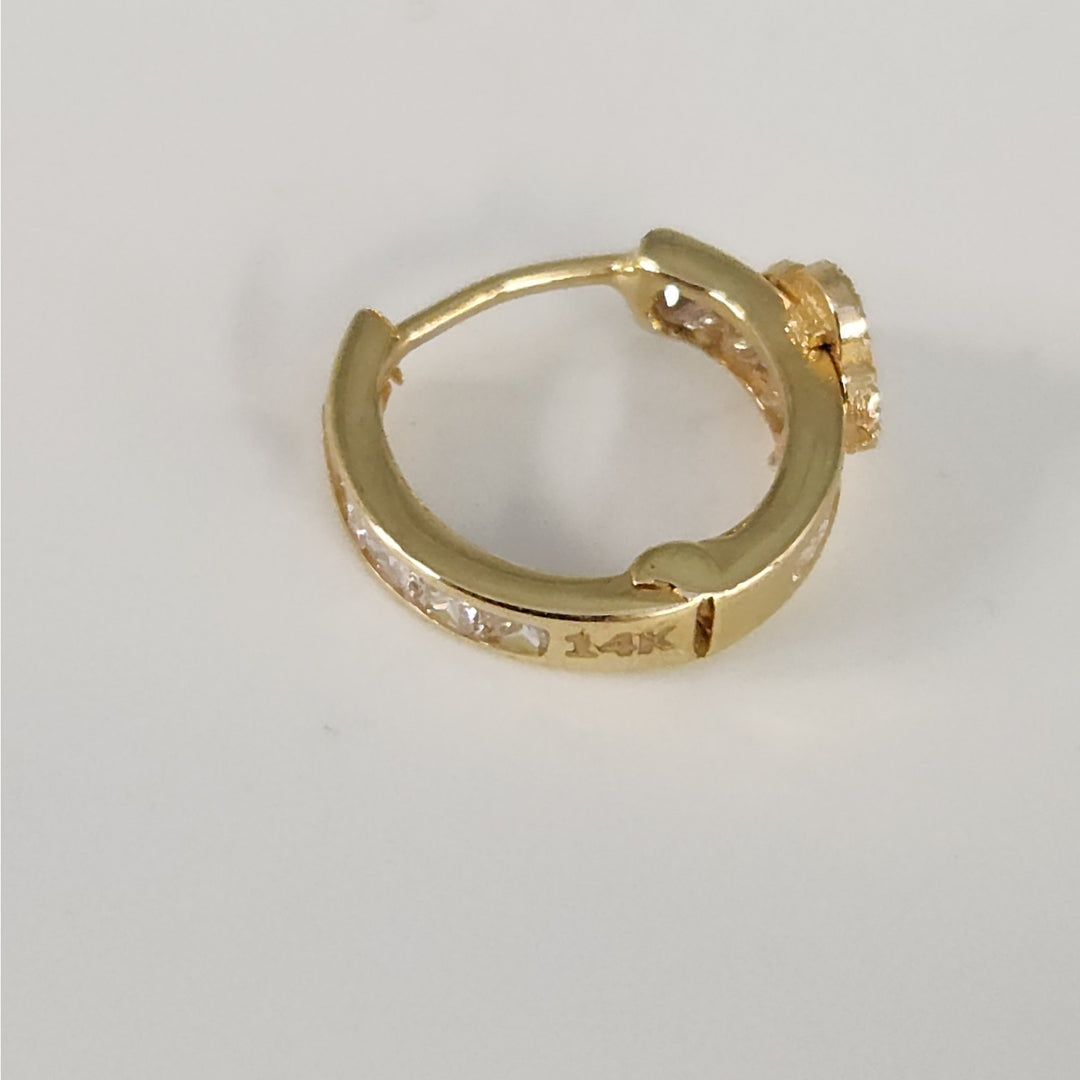 14k Yellow Gold Mother Of Pearl Clover Hoop Earrings With Zirconia Accents