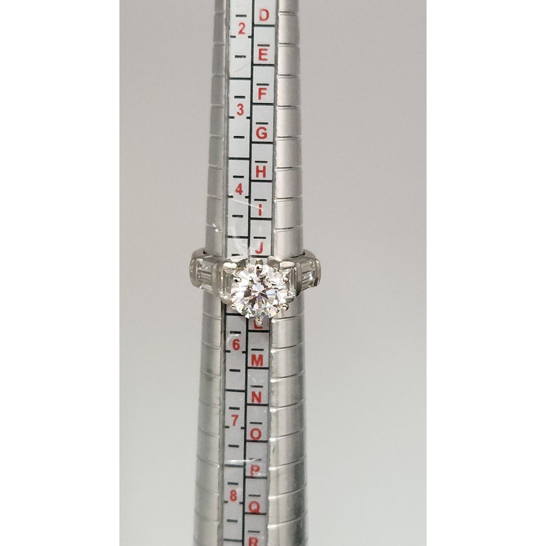 Platinum Lab Grown Round Diamond Solitaire Ring IGI Brilliant 2.01 Carat Vs2