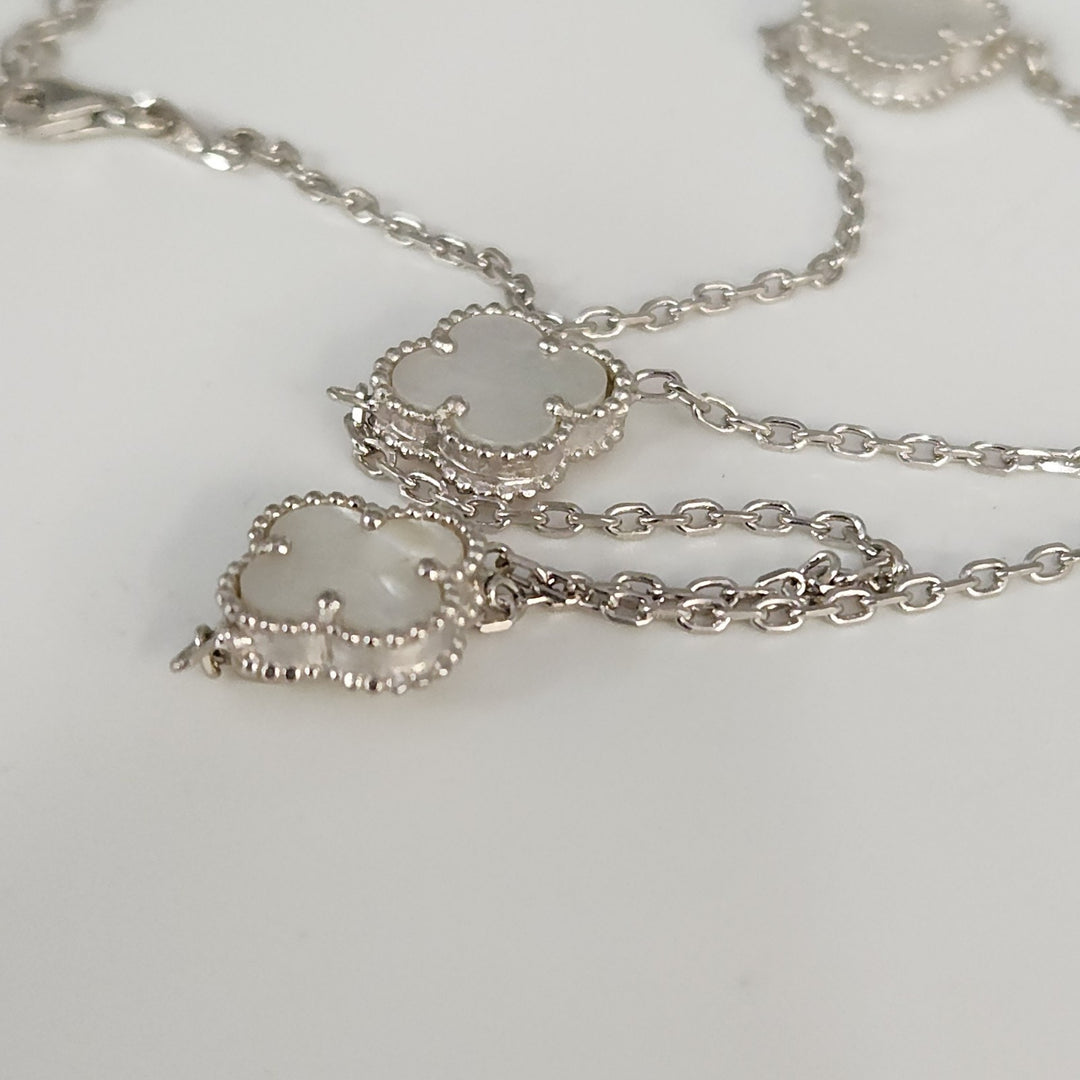 Fashion Silver Mother Of Pearl Clover Motifs Necklace 21"