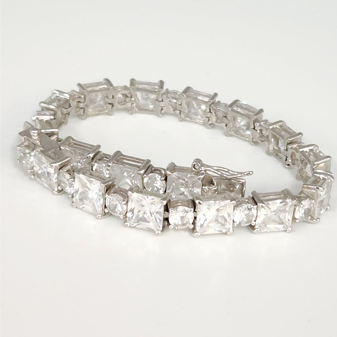 925 Sterling Silver Cubic Zirconia Tennis Bracelet Princess and Round -Cut 7"