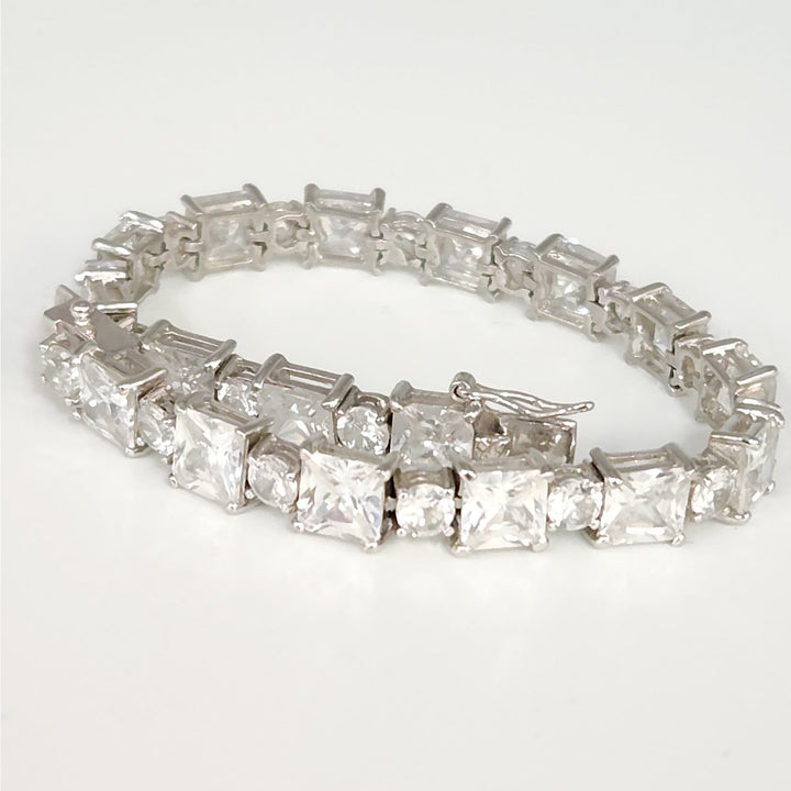 925 Sterling Silver Cubic Zirconia Tennis Bracelet Princess and Round -Cut 7"