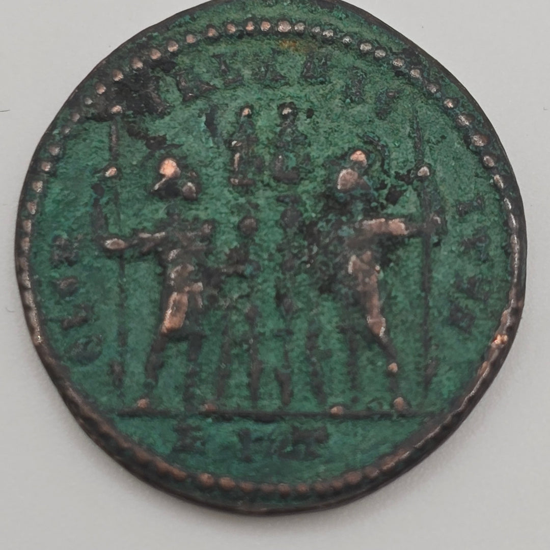 Ancient Roman Constantius II Bronze Coin AD 4th Century GLORIA EXERCITVS