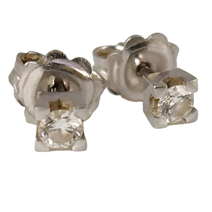 18K White Gold Natural Diamond Stud  Earrings Classic Square Setting Elegant Fine Jewelry