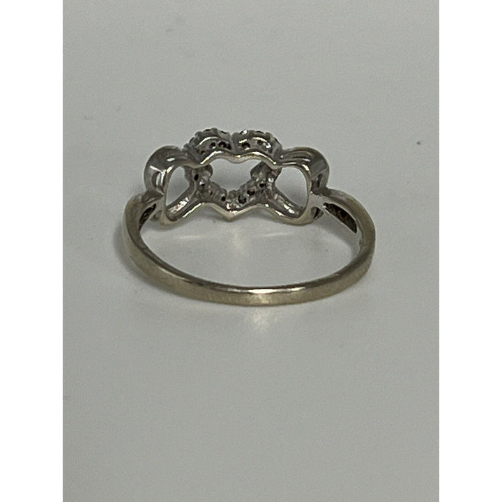 Beautiful 10k White Gold Diamond Heart Ring