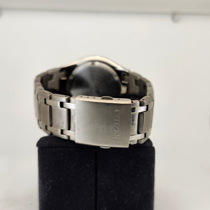 Citizen Eco-Drive Titanium WR100 Black Dial Men's Quartz Solar Watch E111