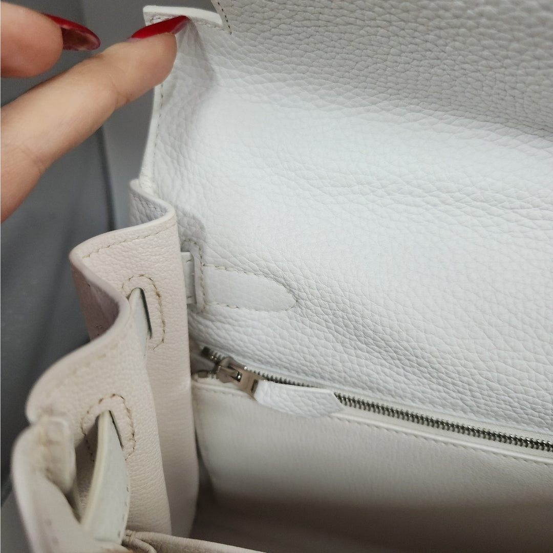 Hermes Kelly 28 , 2019 Togo Leather With Palladium Hardware Timeless Classic Bag