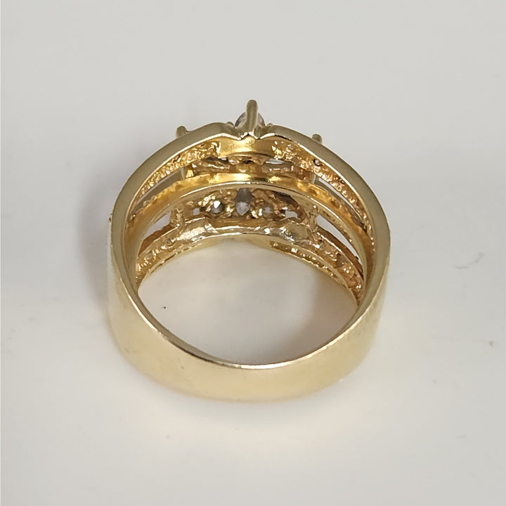 14k Yellow Gold CZ Floral Cluster Ring Size 6