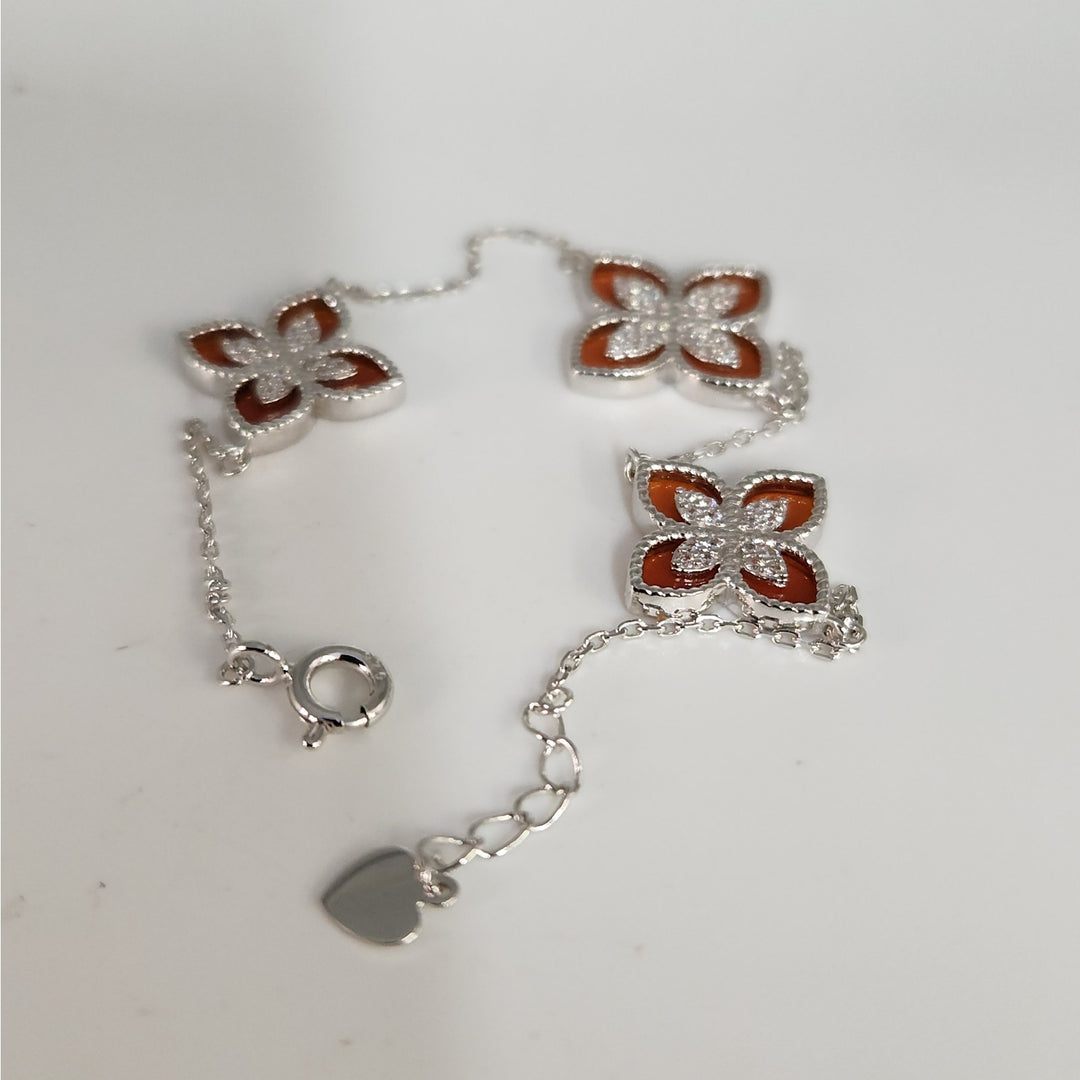 Pretty 925 Sterling Silver Red Clovers Floral bracelet 7.5 "