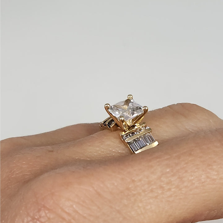 14k Yellow Gold Princess-Cut CZ Ring with Baguette Accents- Size 6