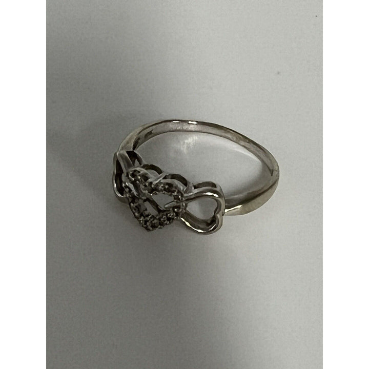 Beautiful 10k White Gold Diamond Heart Ring