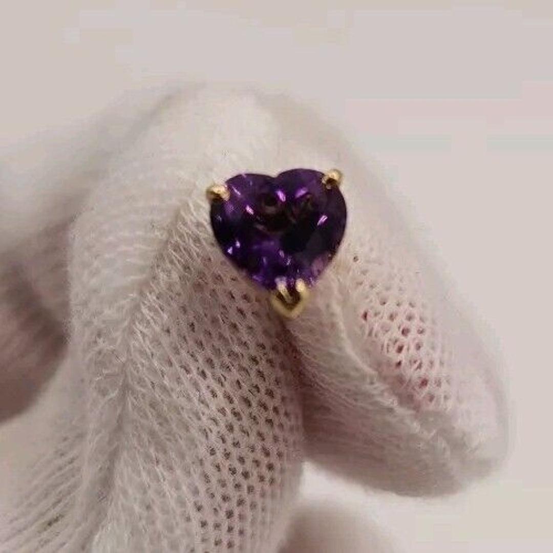 14k Yellow Gold Amethyst Stud Heart Earrings