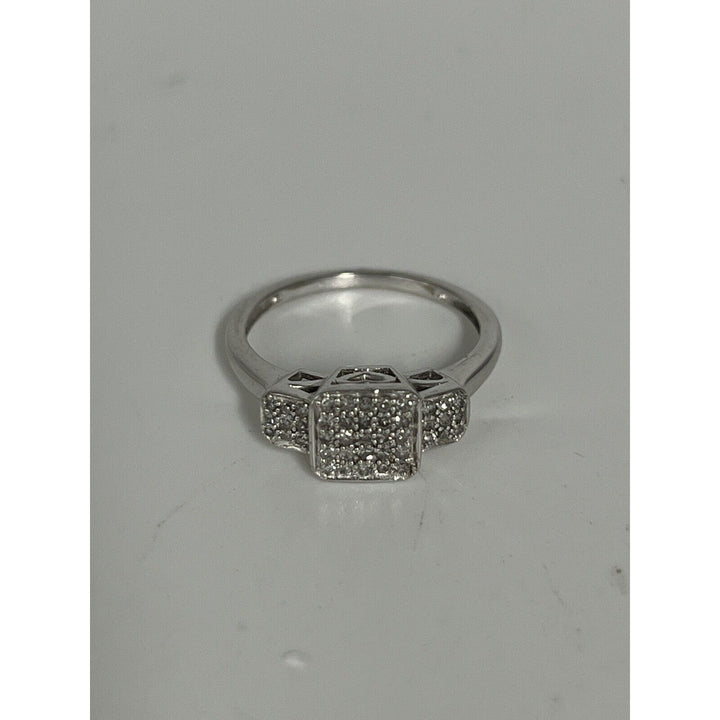 Fashion 10k White Gold Diamond Ring Size 6.75