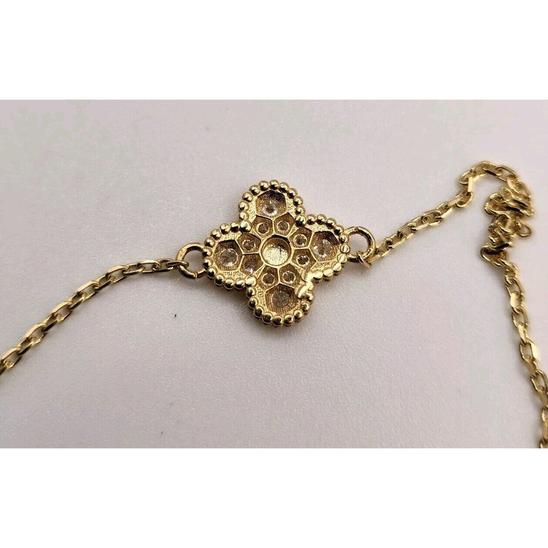 Beautiful 14k Yellow Gold Zirconia Clover Flower Bracelet 7.2"