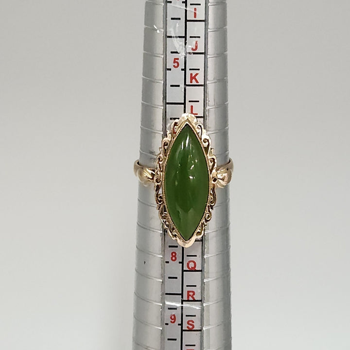 Vintage 14k Yellow Gold Natural Jade Ring Size 6.75