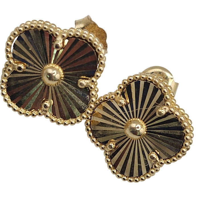 10K Yellow Gold Clover Motif Stud Earrings – Sunburst Guilloché Design, 2.8g