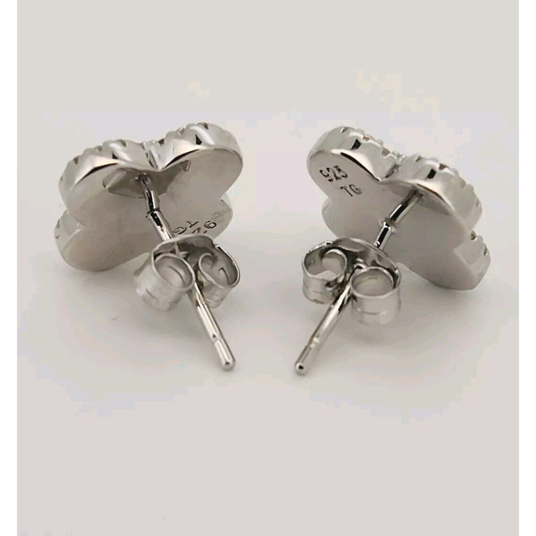 925 sterling silver White Flower Stud earrings