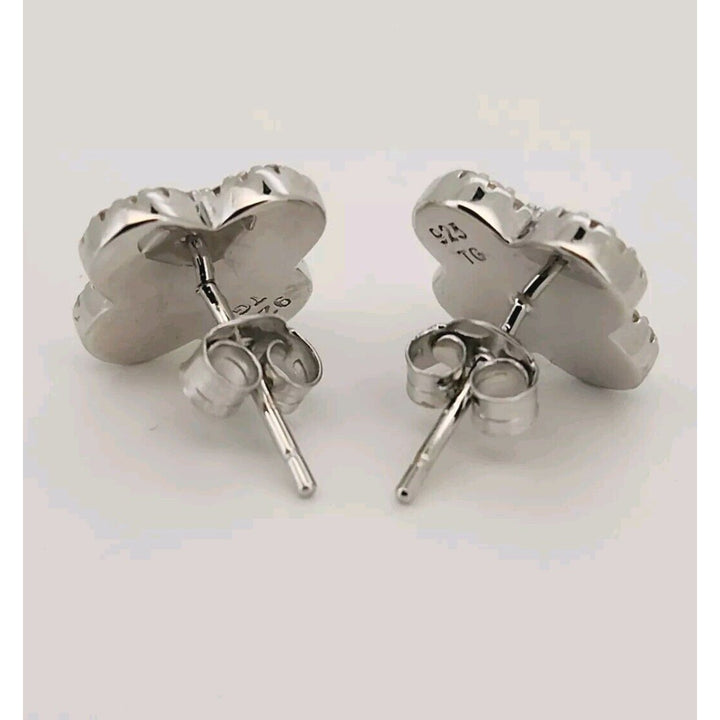 925 sterling silver White Flower Stud earrings
