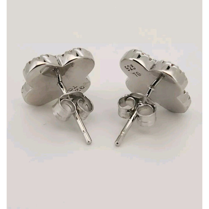925 sterling silver White Flower Stud earrings