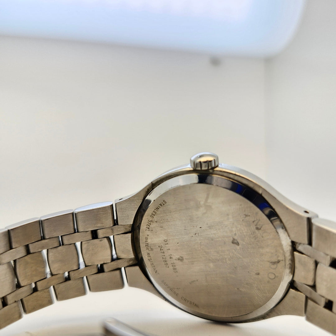 Movado Museum Sapphire Crystal Steel Link Bracelet Watch ref 01.1.14.1085