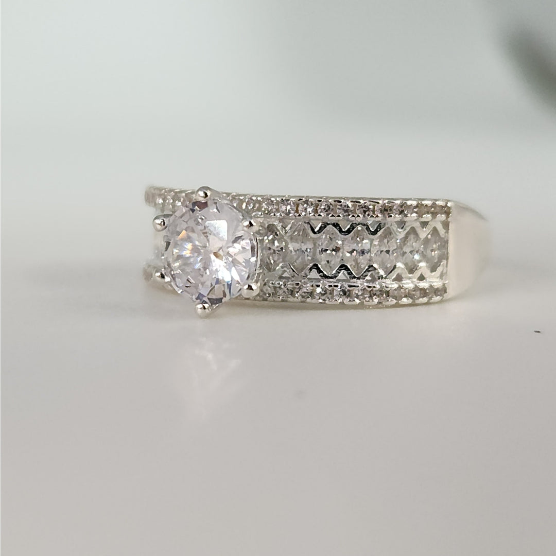925 Sterling Silver Solitaire wide Band Ring size 9
