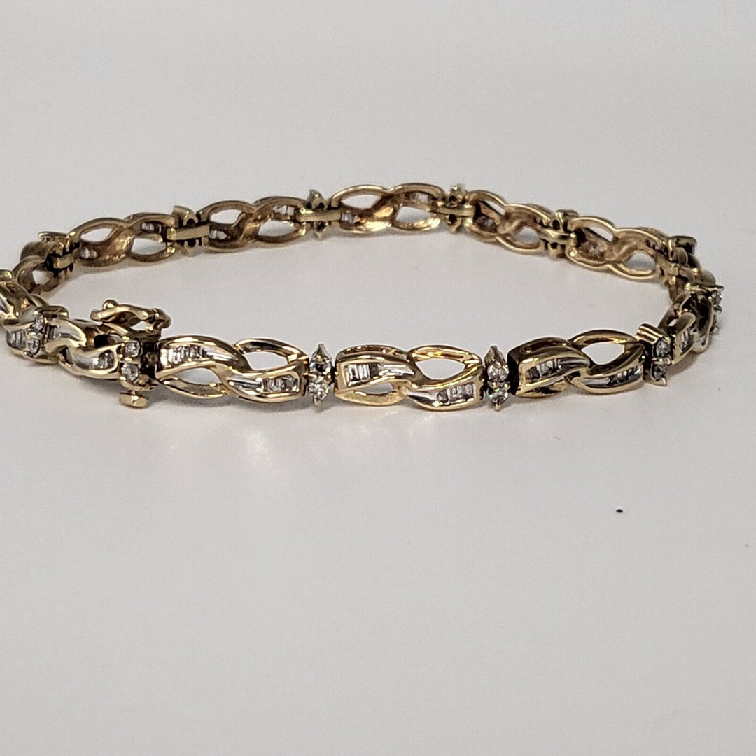 BEAUTIFUL 10K YELLOW GOLD OVAL LINK DIAMOND BRACELET 7" With 8.8g Of Gold