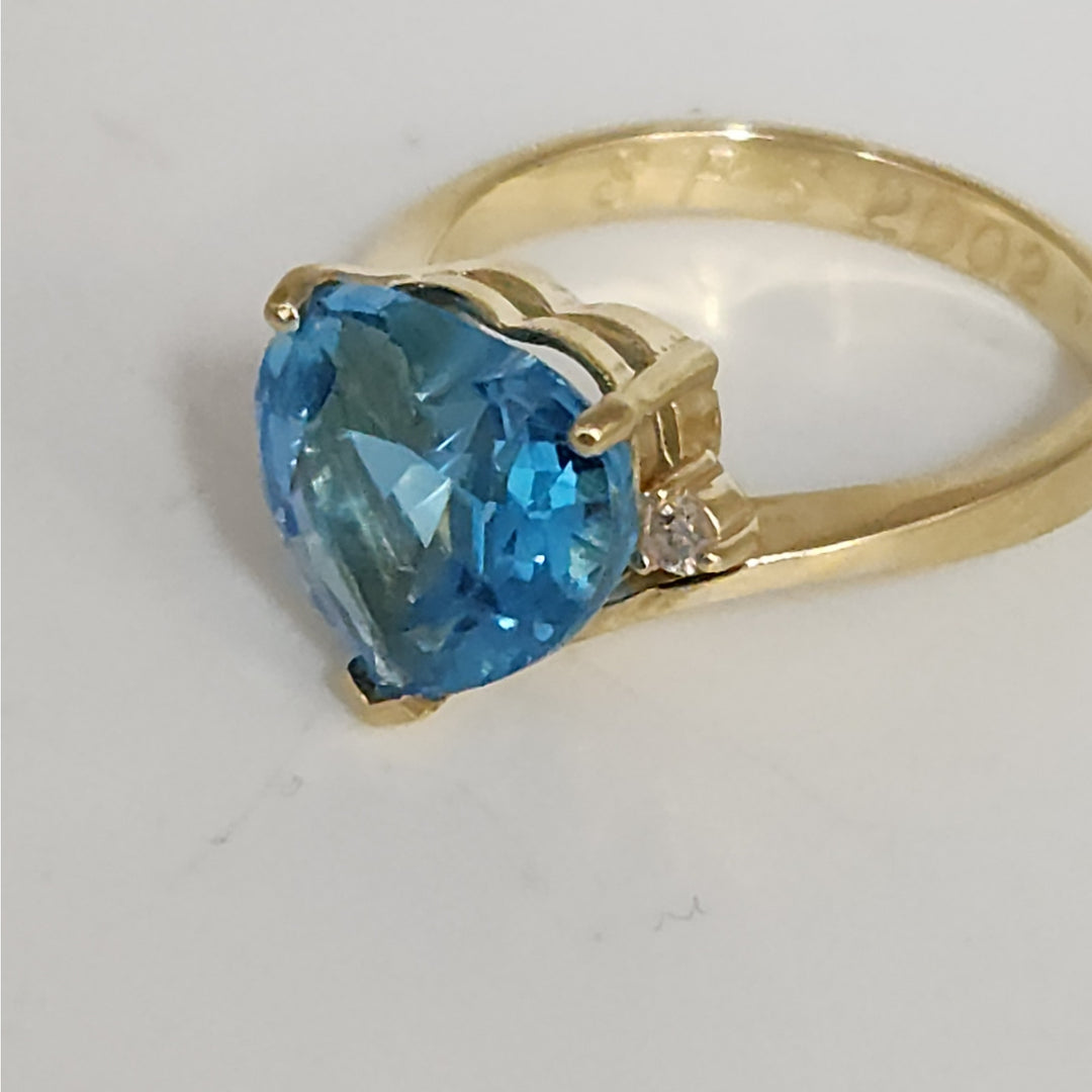 14k Yellow Gold Heart Cut Blue Topaz Ring With Diamond Accent