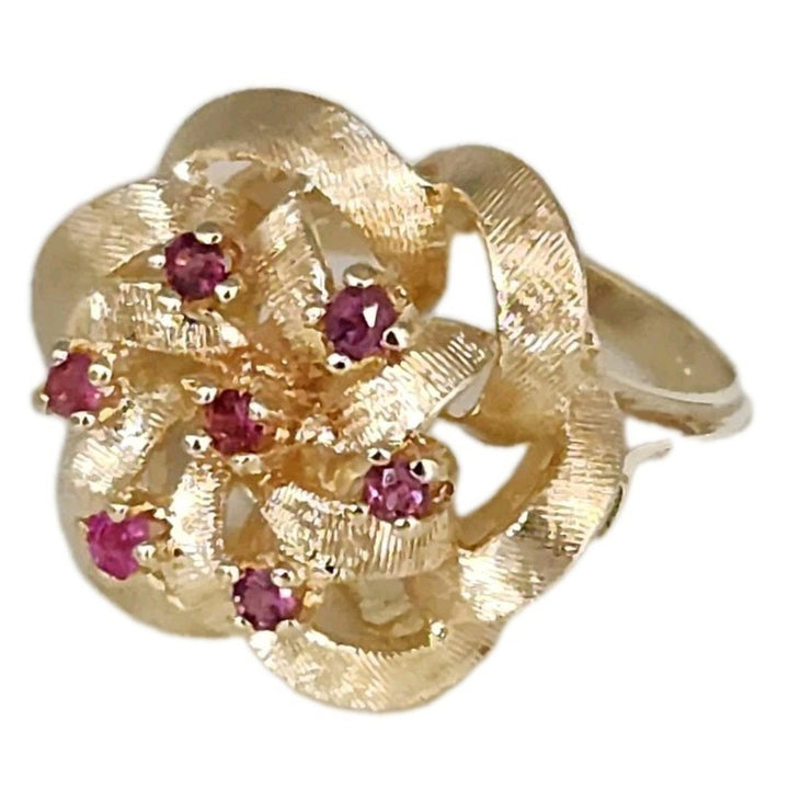 14k Yellow Gold Natural Ruby Stunning Floral Design Ring Size 6.5