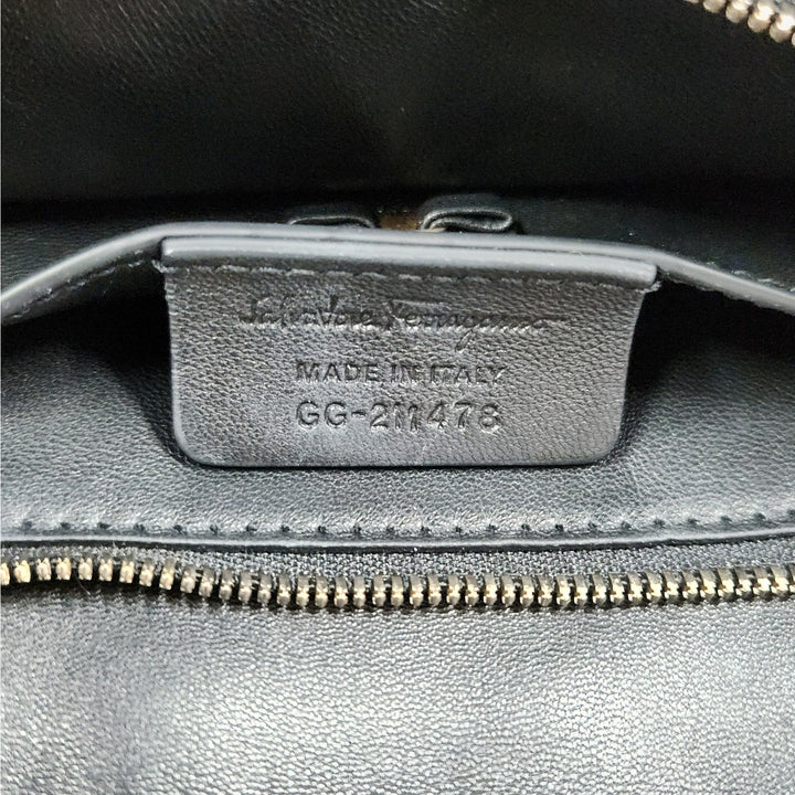 Ferragamo black & white handwoven shoulder bag  gold chain strap signature bow