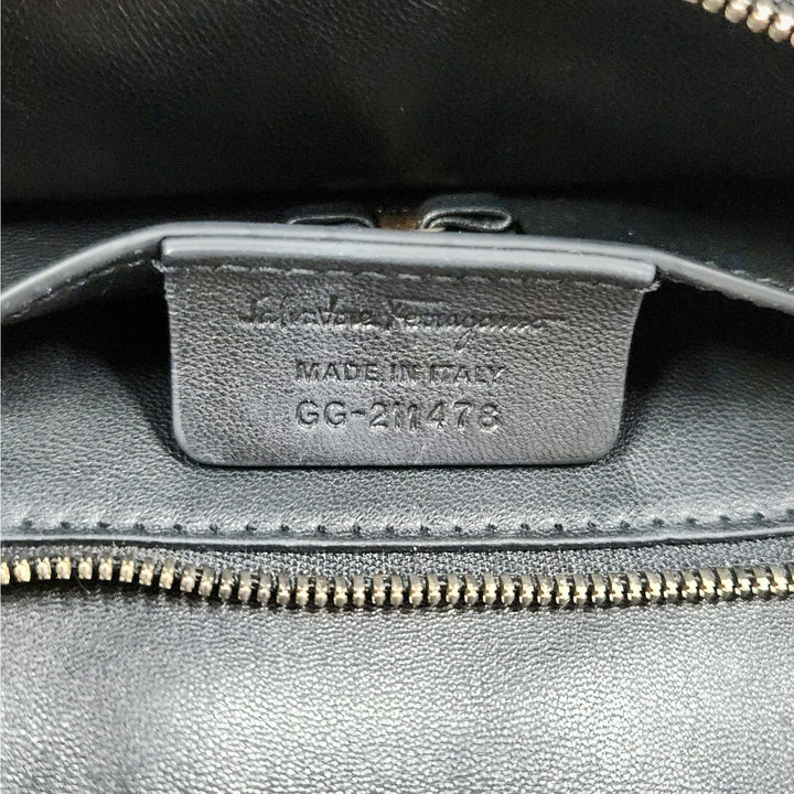 Ferragamo black & white handwoven shoulder bag  gold chain strap signature bow