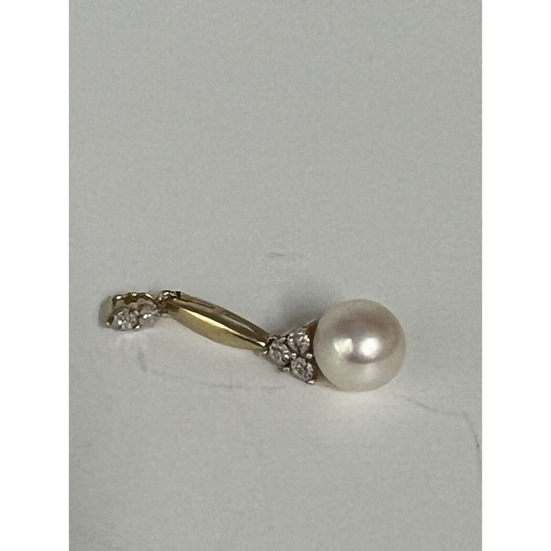 10k Yellow Gold Pendant Pearl Diamonds Stone