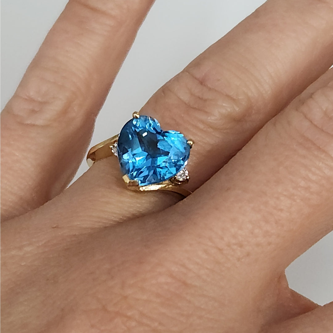 14k Yellow Gold Heart Cut Blue Topaz Ring With Diamond Accent
