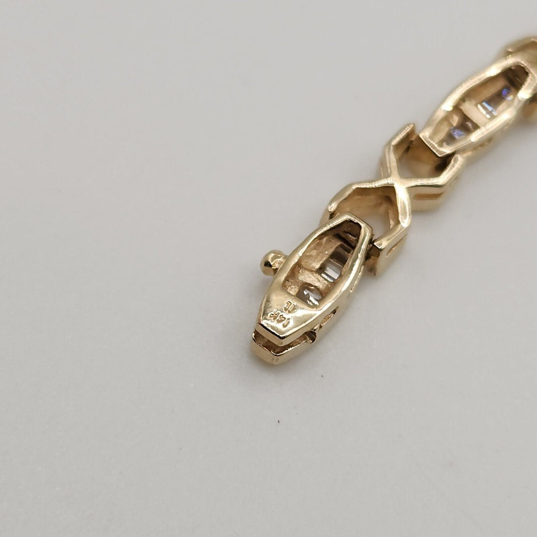 Beautiful 14k Solid Yellow Gold Baguette Diamond Bracelet 7"