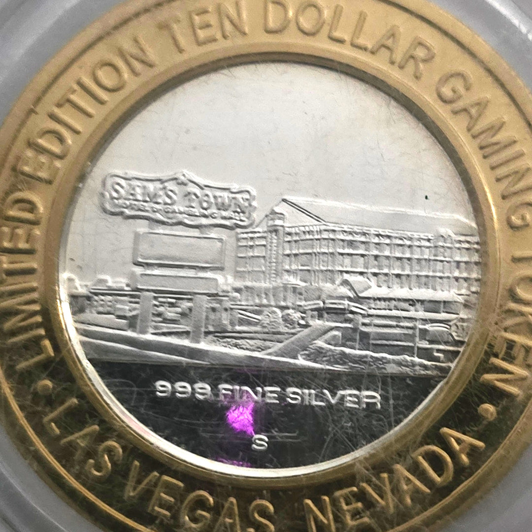 Lot of 4 Sam’s Town Las Vegas $10 Gaming Tokens .999 Silver Centers Vintage