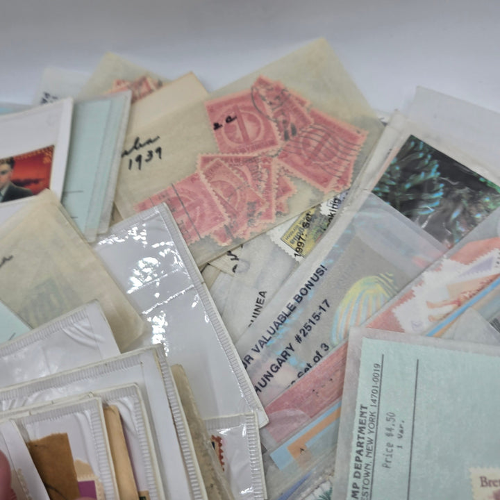 Large Mixed Lot of Vintage U.S. & Foreign Postage Stamps – Unsearched Collection