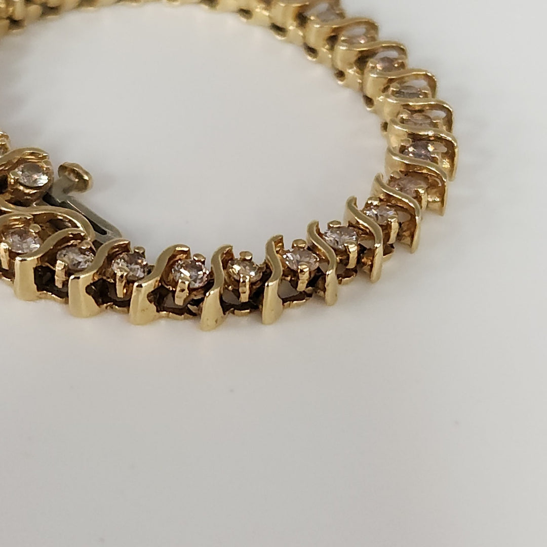 Vintage 14k Yellow Gold Diamond Tennis Bracelet 7"