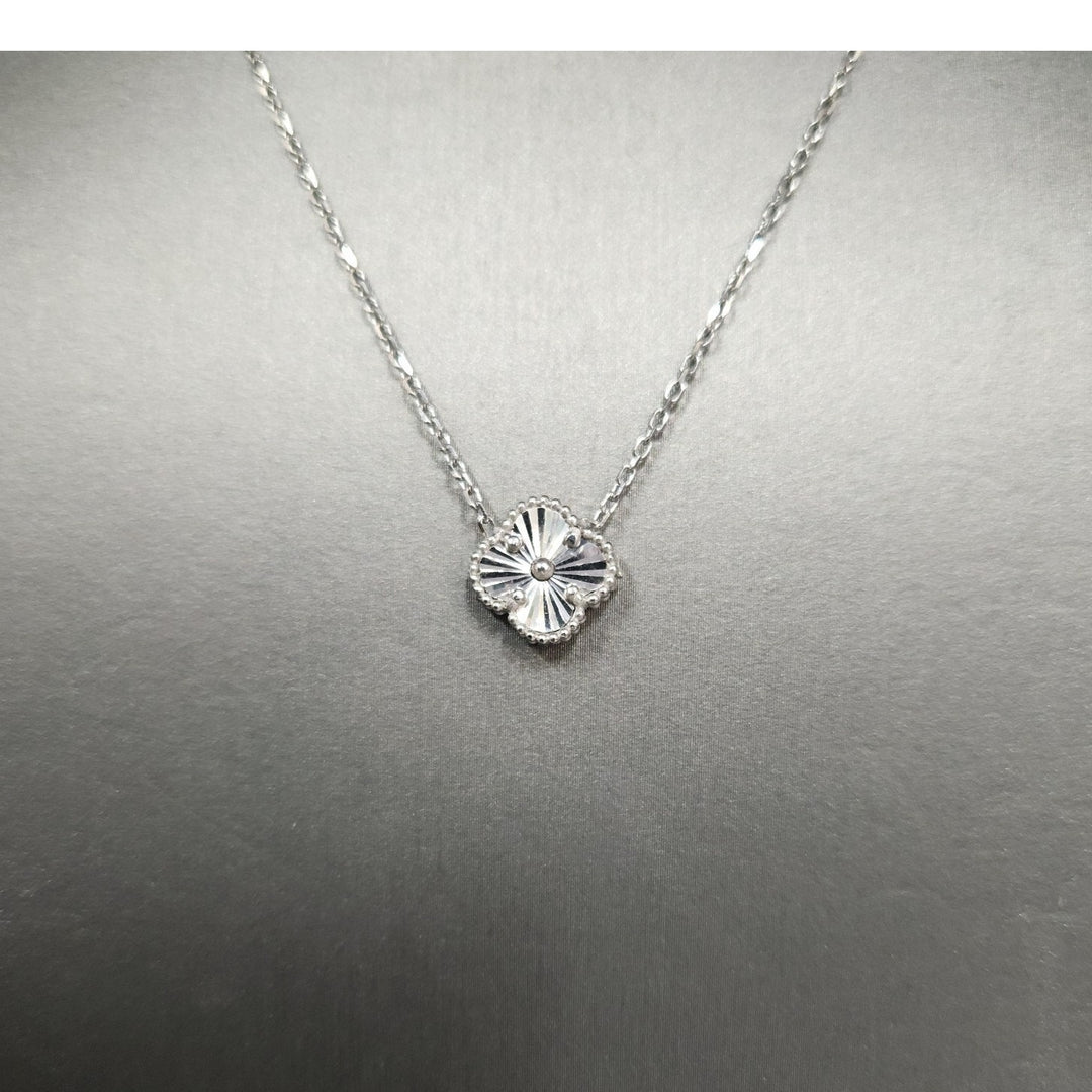 925 Silver Textured Blossom Pendant Necklace 17"