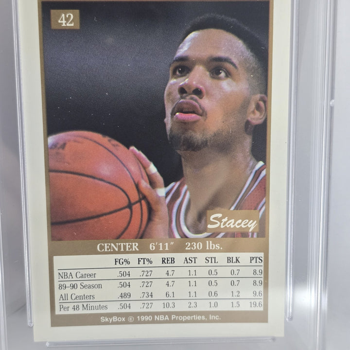 1990 91 SkyBox BASKETBALL #42 Stacey King Rookie GMA MINT 9 Chicago Bulls B2