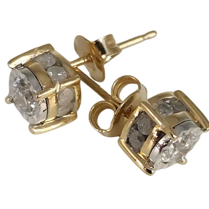 14k Gold Diamond Stud Earrings Round Brilliant illusion Setting