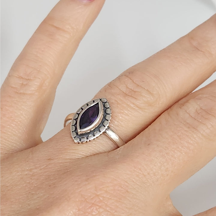 925 Sterling Silver Marquise Amethyst Ring size 8.75