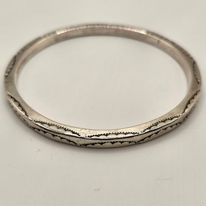 Vintage Native American Style Stamped Sterling Silver Bangle Bracelet, 36.0g