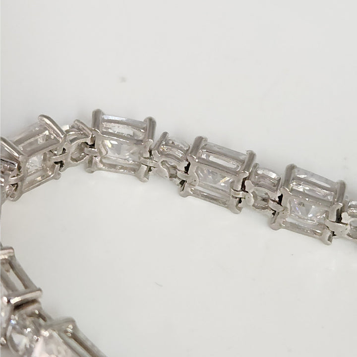 925 Sterling Silver Cubic Zirconia Tennis Bracelet Princess and Round -Cut 7"