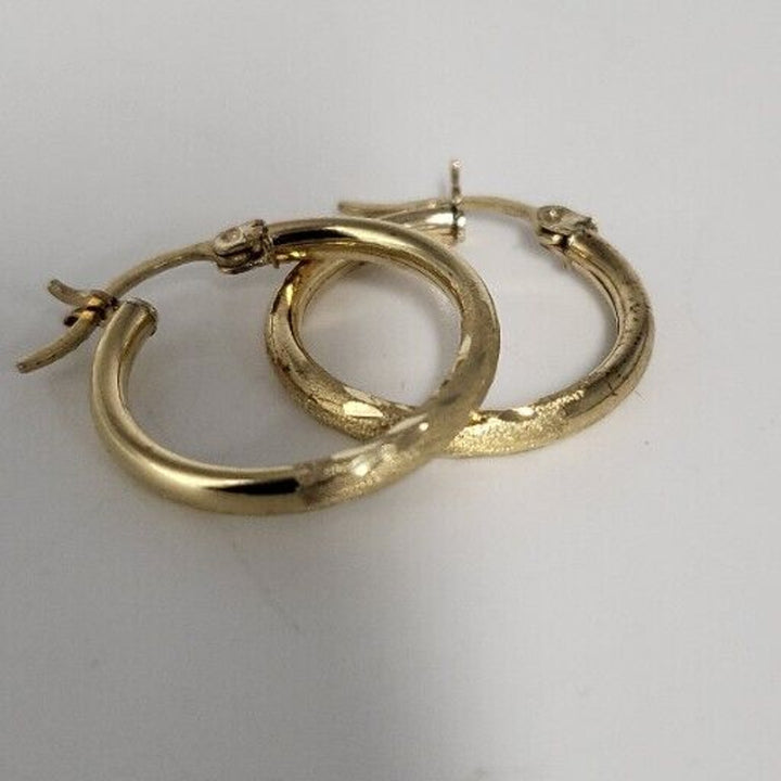 14k Engraved Gold Hoop Earrings With 1.7g Of Gold