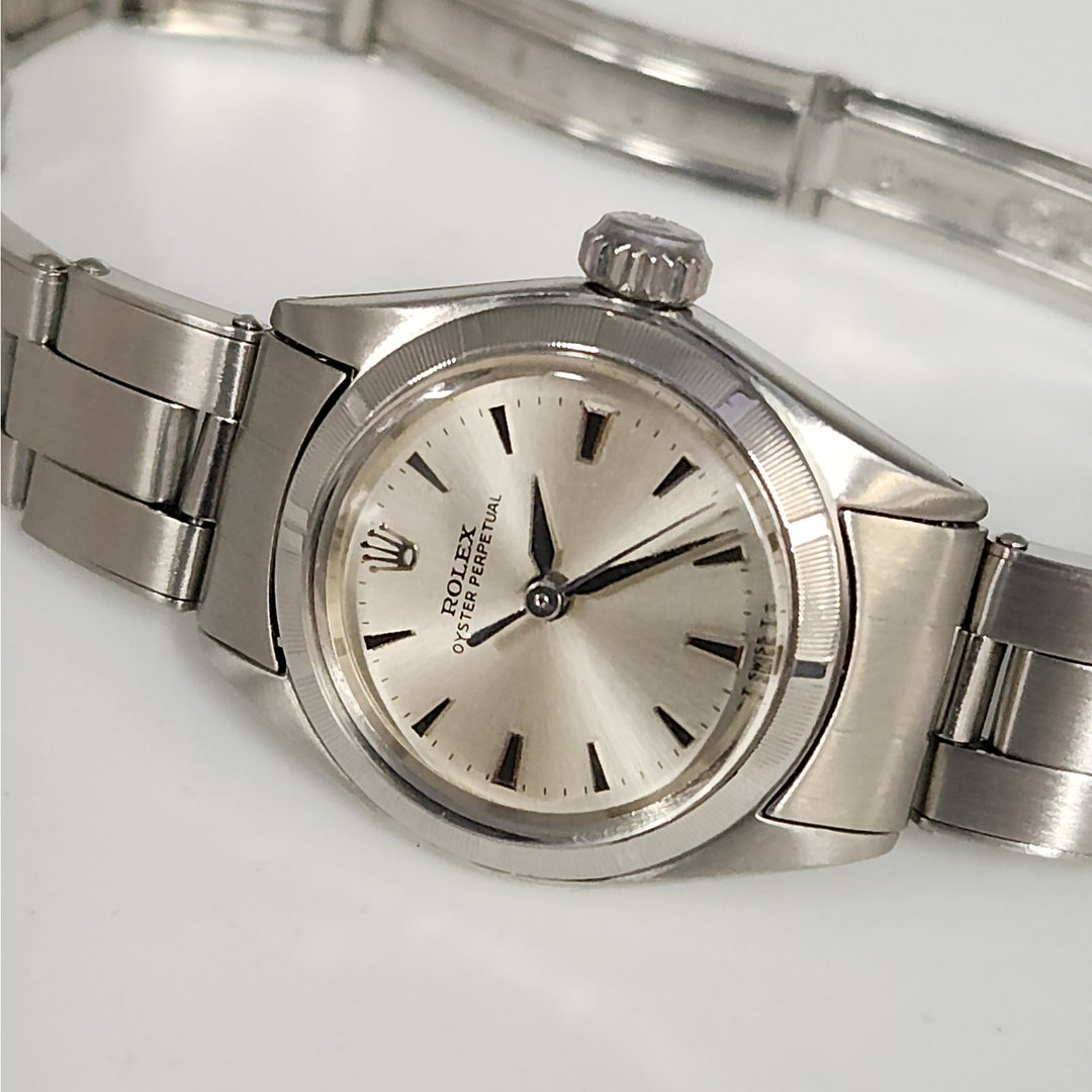 Vintage 26mm Rolex Oyster Perpetual Stainless steel watch, Model: 6623